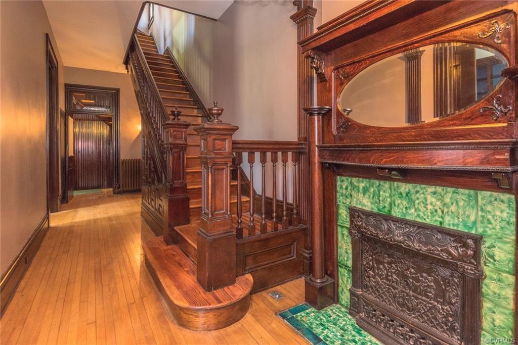 609 Cary Street - Photo 1