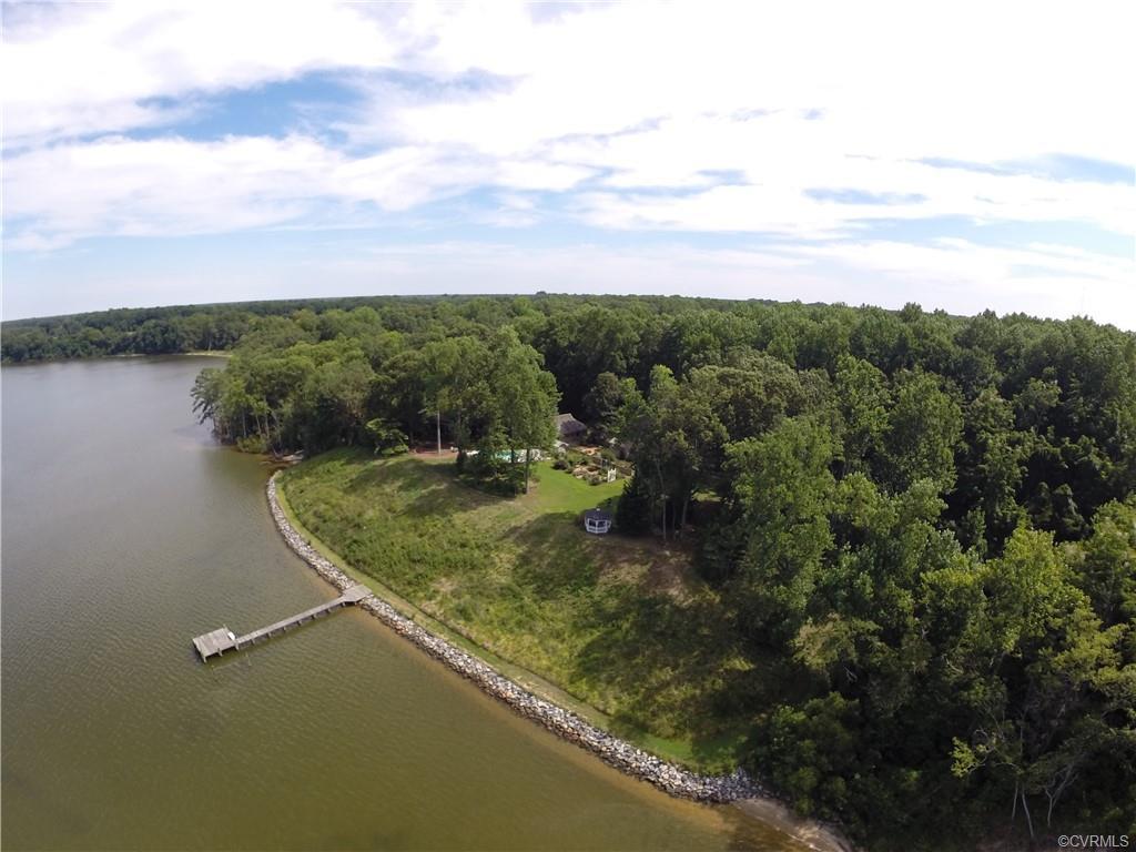 1081 Holland Point Road - Photo 1