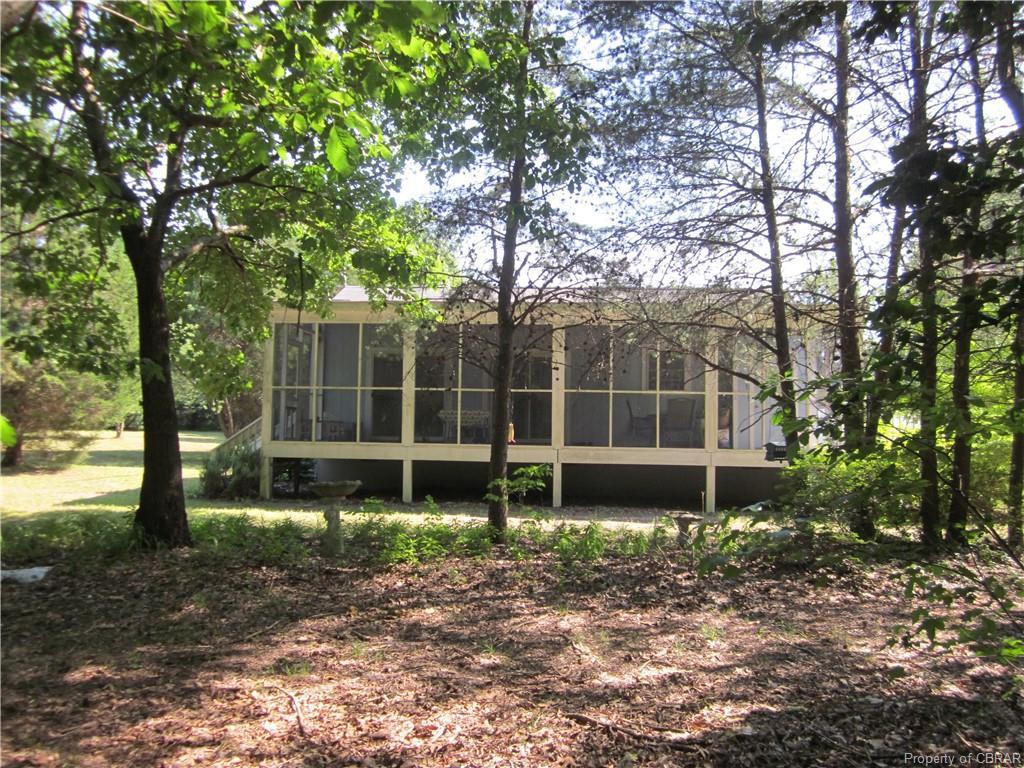 2657 Hales Point Road - Photo 1