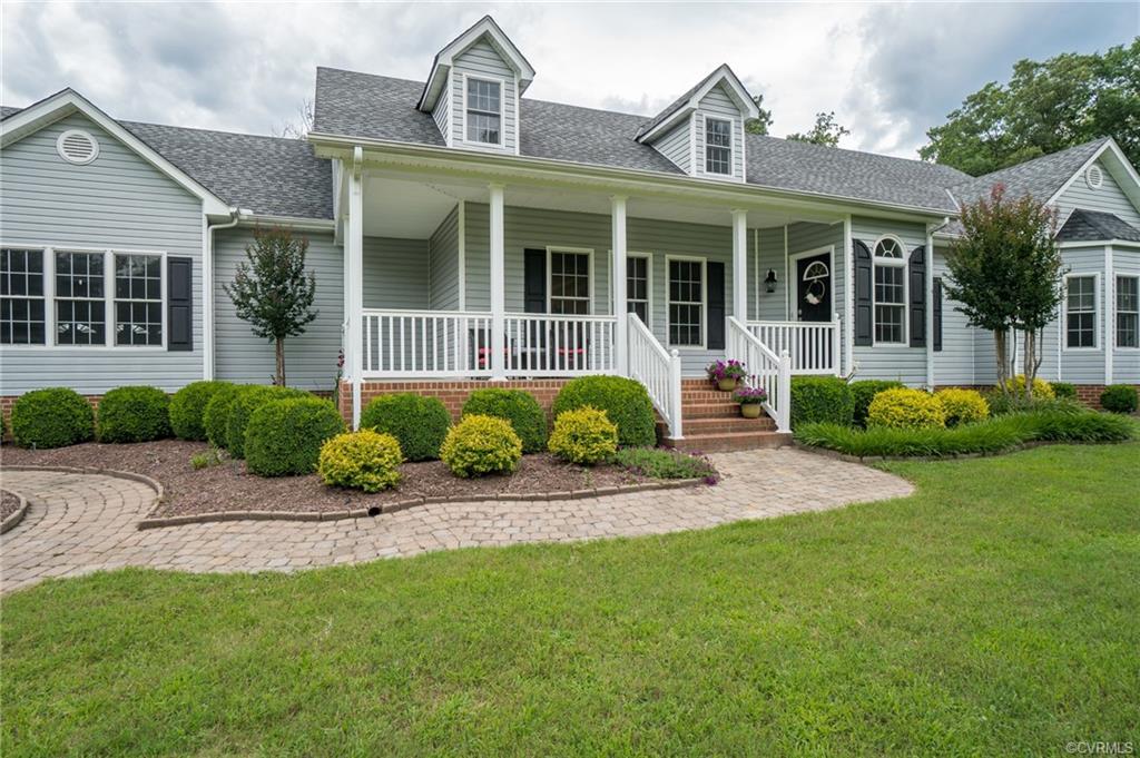 2402 Crestview Lane - Photo 1