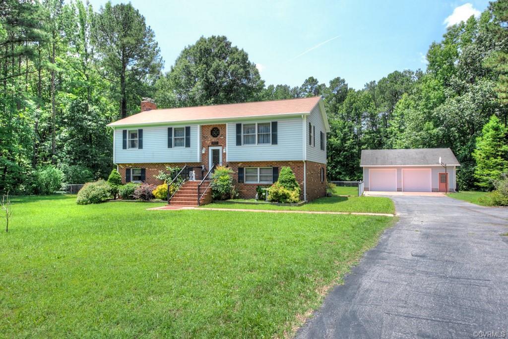204 Rustic Drive - Photo 1