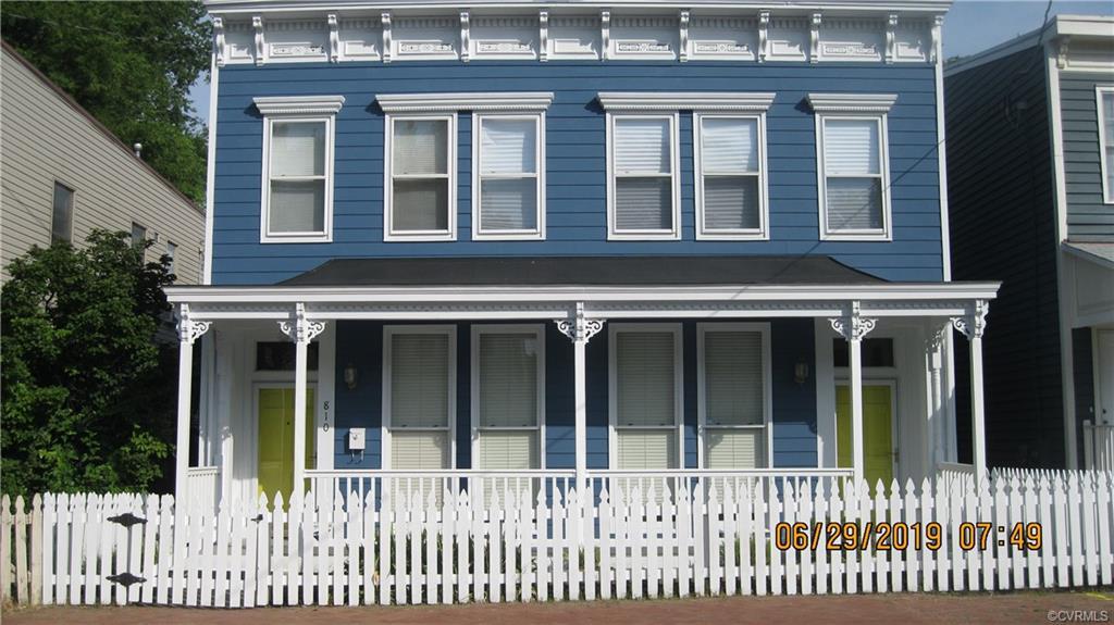 812 26th Street - Photo 1