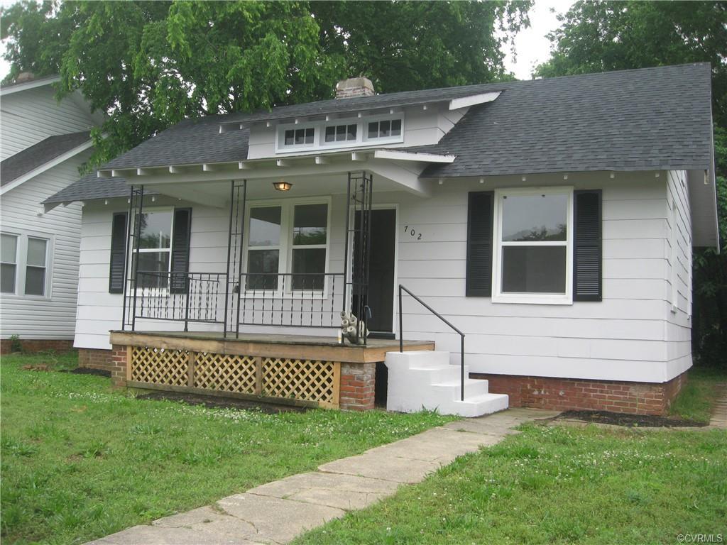 702 Broadway - Photo 1