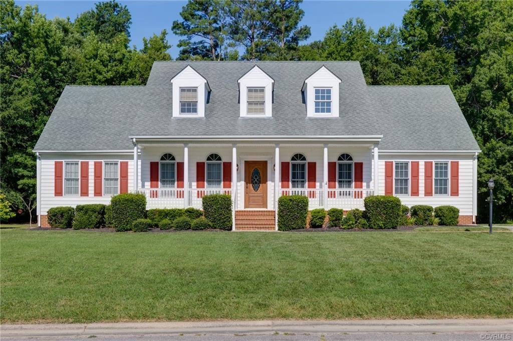 224 Comstock Drive - Photo 1