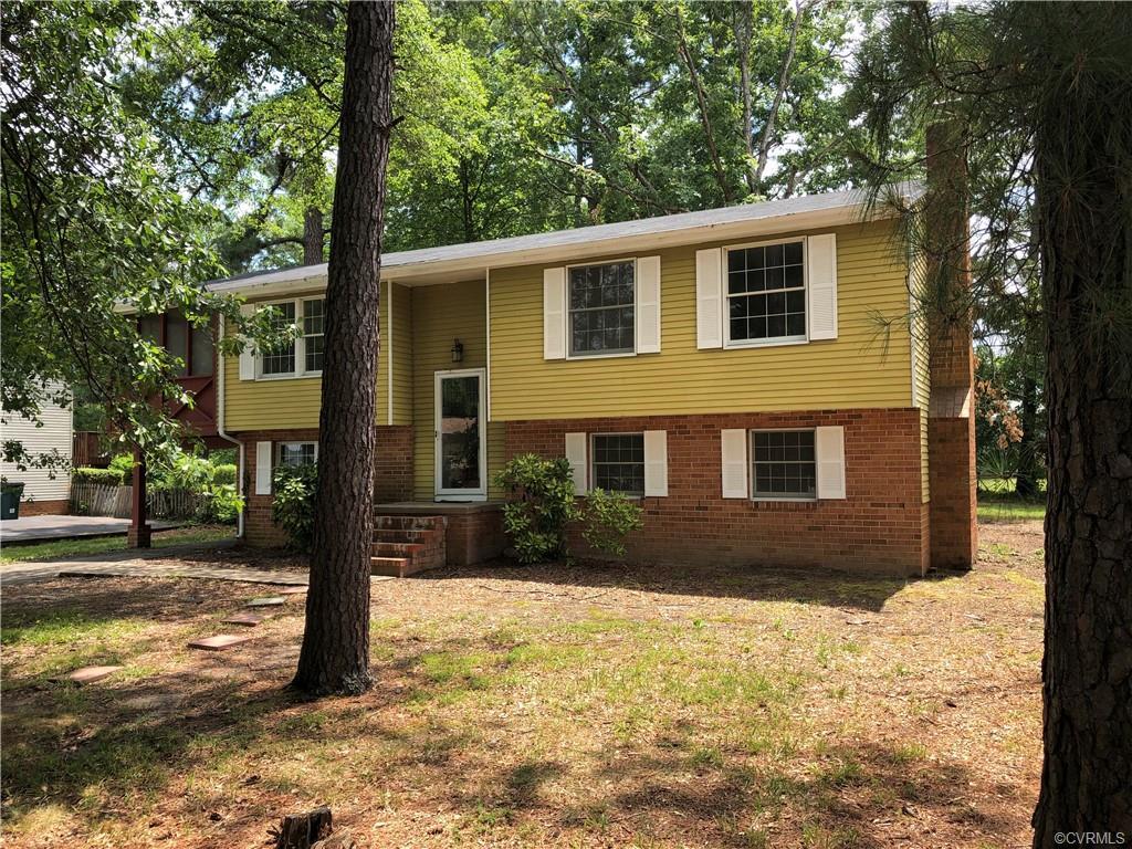 1823 Leslie Lane - Photo 1
