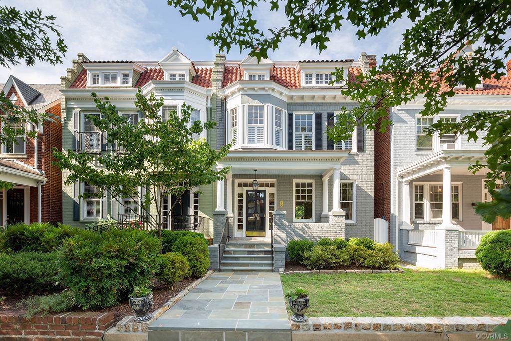 3323 Franklin Street - Photo 1