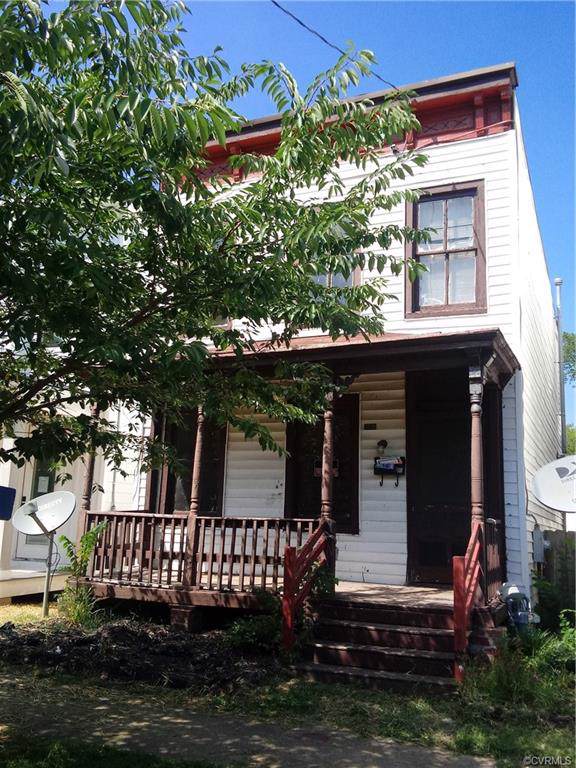 2320 R Street - Photo 1