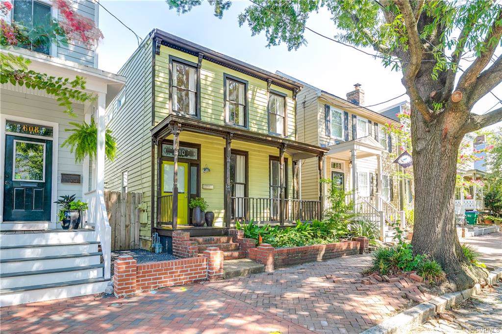 610 27th Street - Photo 1