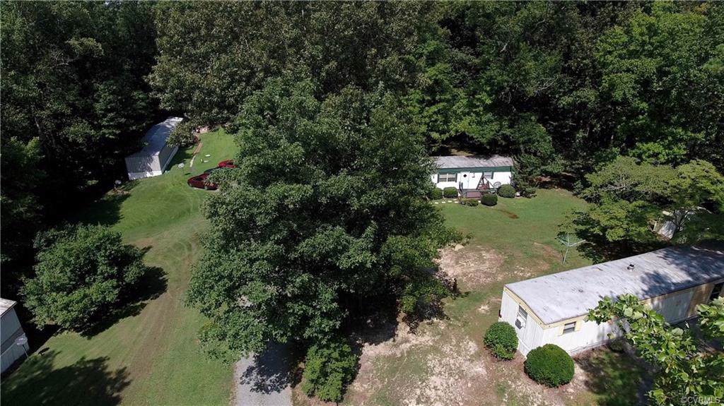 124 Lilies Court - Photo 1