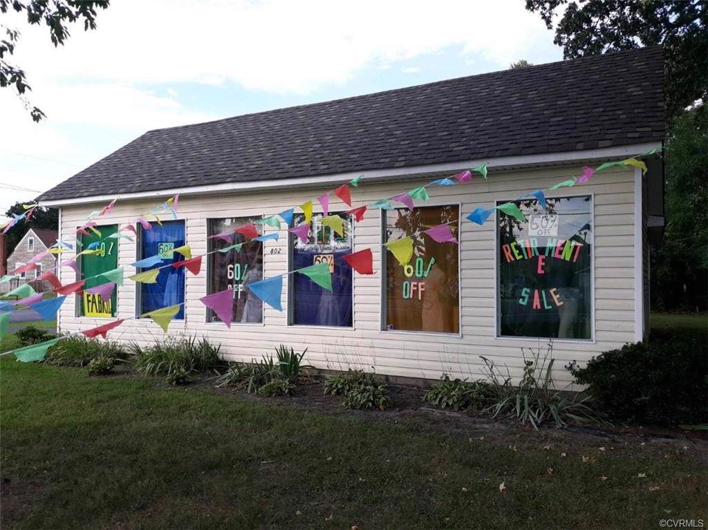 802 Nine Mile Road - Photo 1