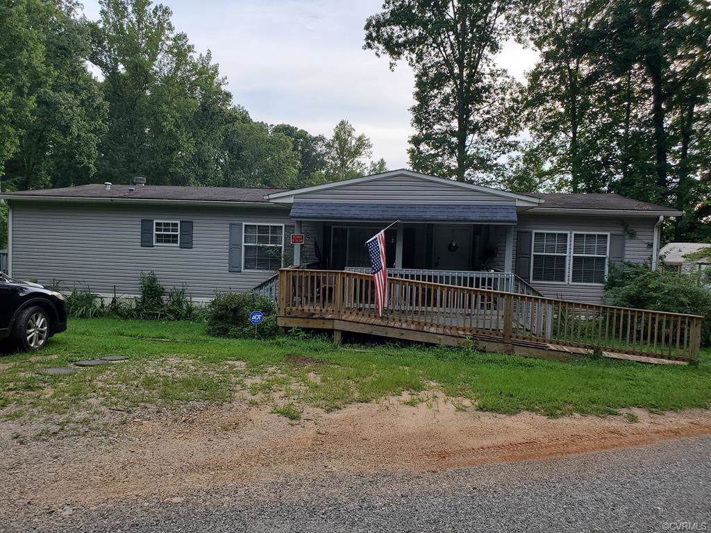 820 Scuffletown Road - Photo 1