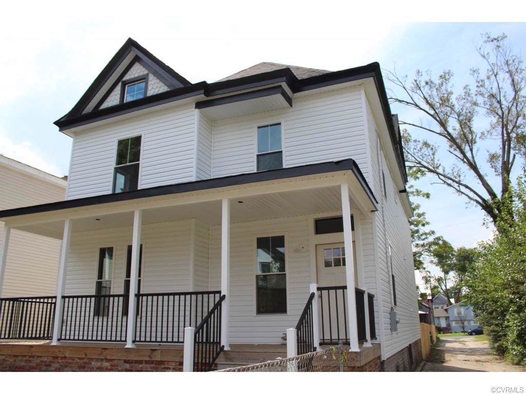 2108 Rose Avenue - Photo 1