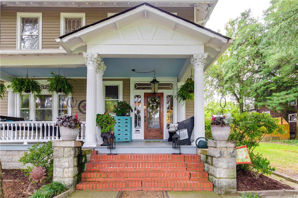 2405 The Terrace - Photo 1