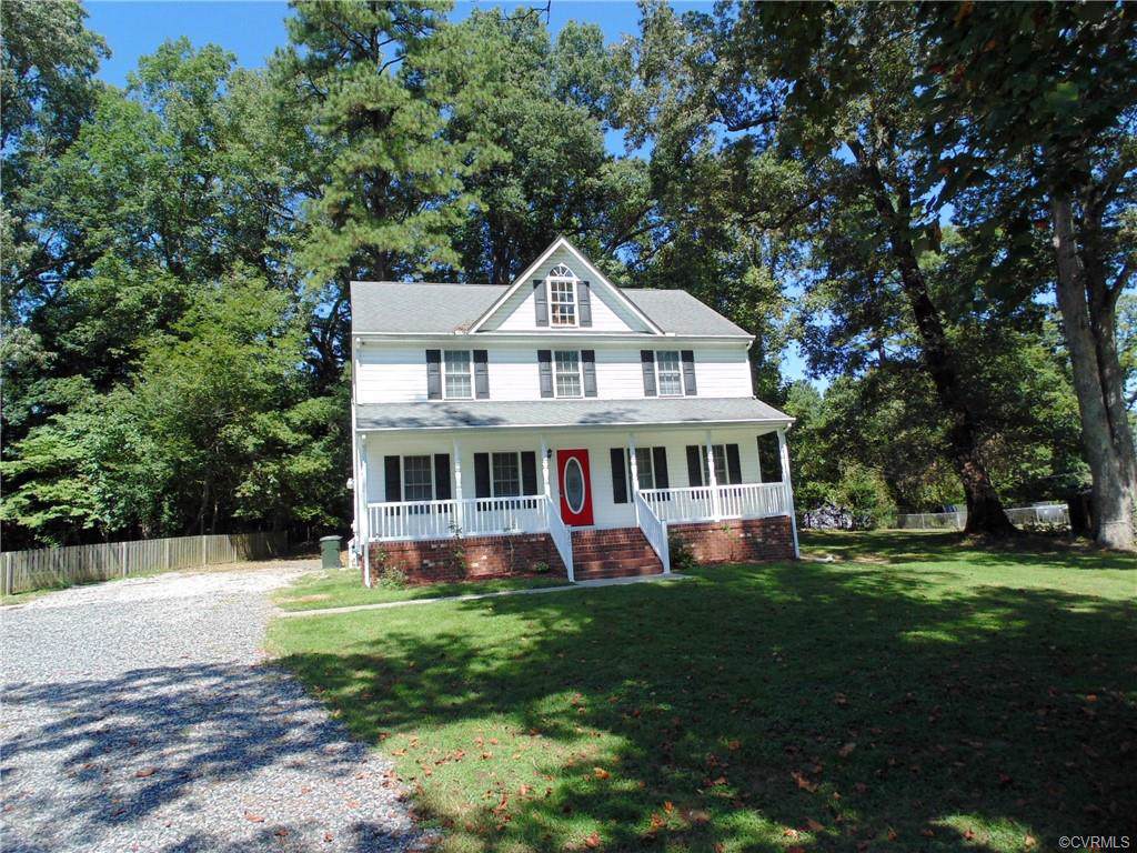 320 Thompson Ave - Photo 1