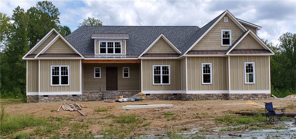 1748 Fishers Pond Drive - Photo 1