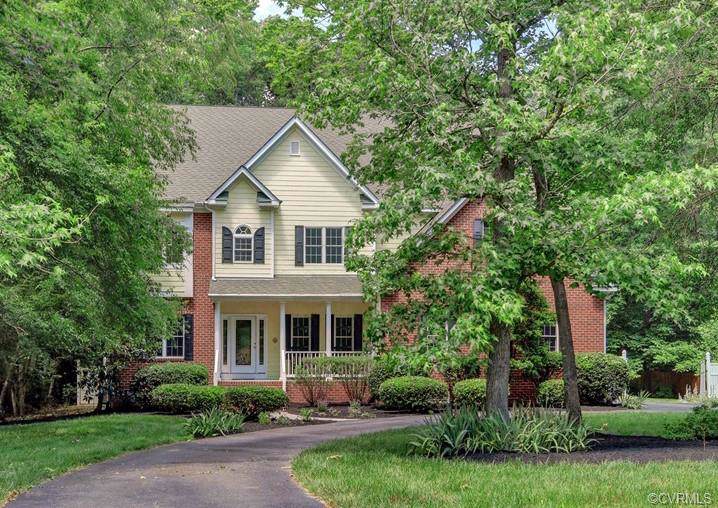 8004 Gates Bluff Court - Photo 1 8004 Gates Bluff Court - Photo 1