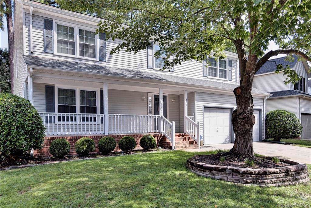 806 Bishop Court - Photo 1