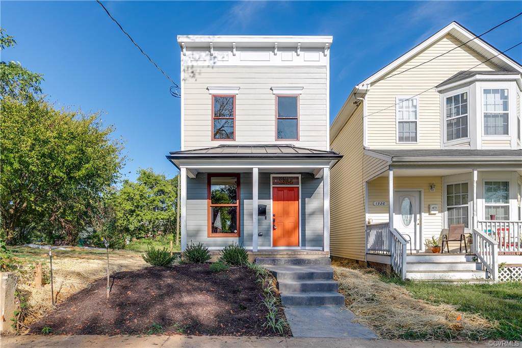1324 32nd Street - Photo 1