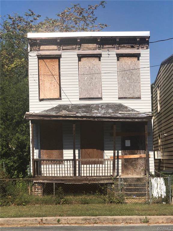 914 21st Street - Photo 1