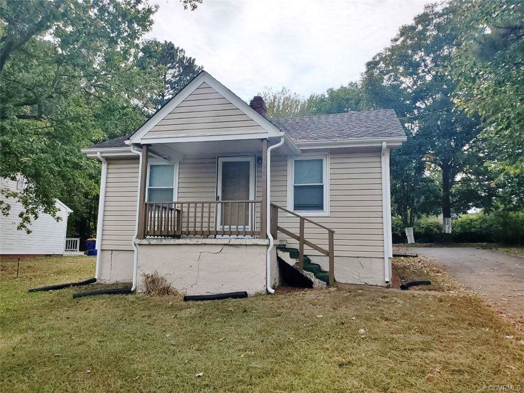 1904 Arlington Road - Photo 1
