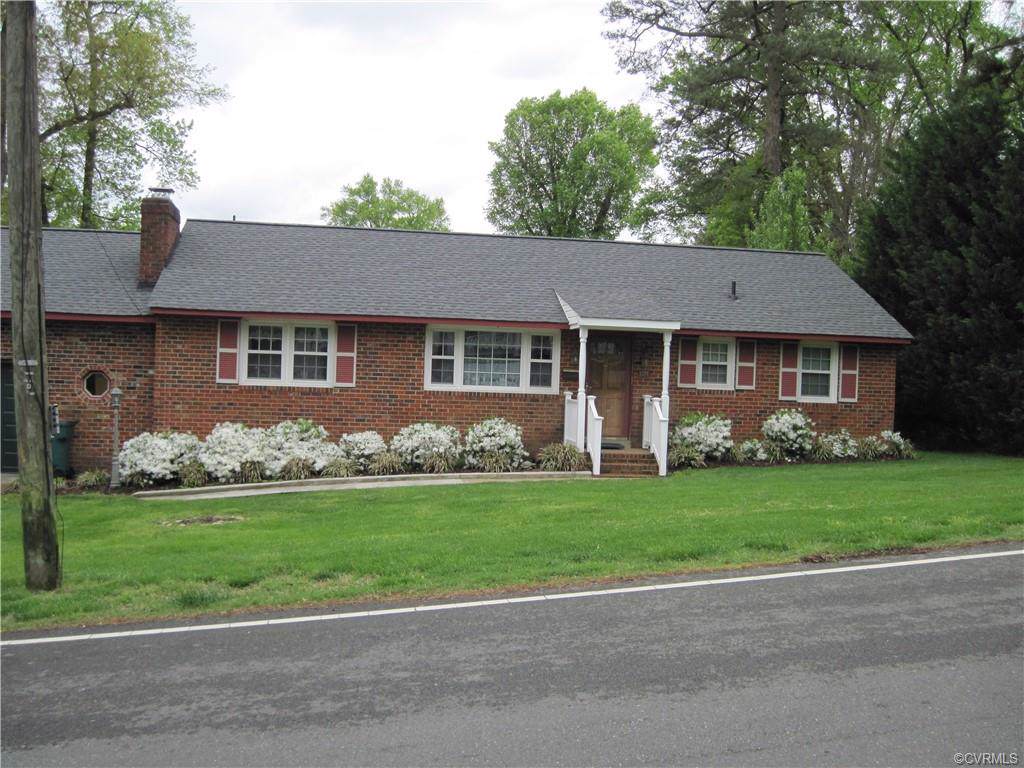 111 Holly Avenue - Photo 1