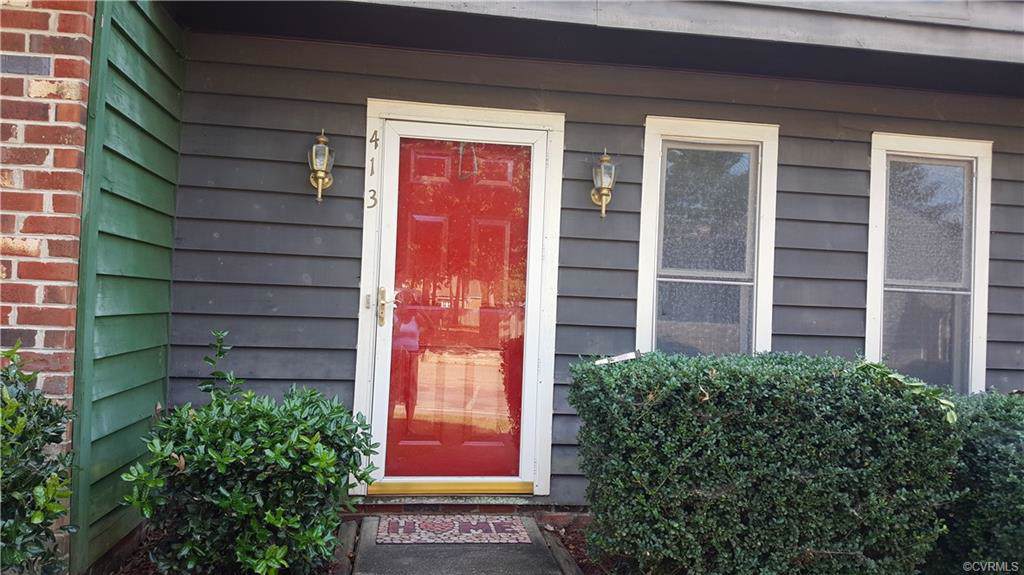 413 Hickorywood Circle - Photo 1
