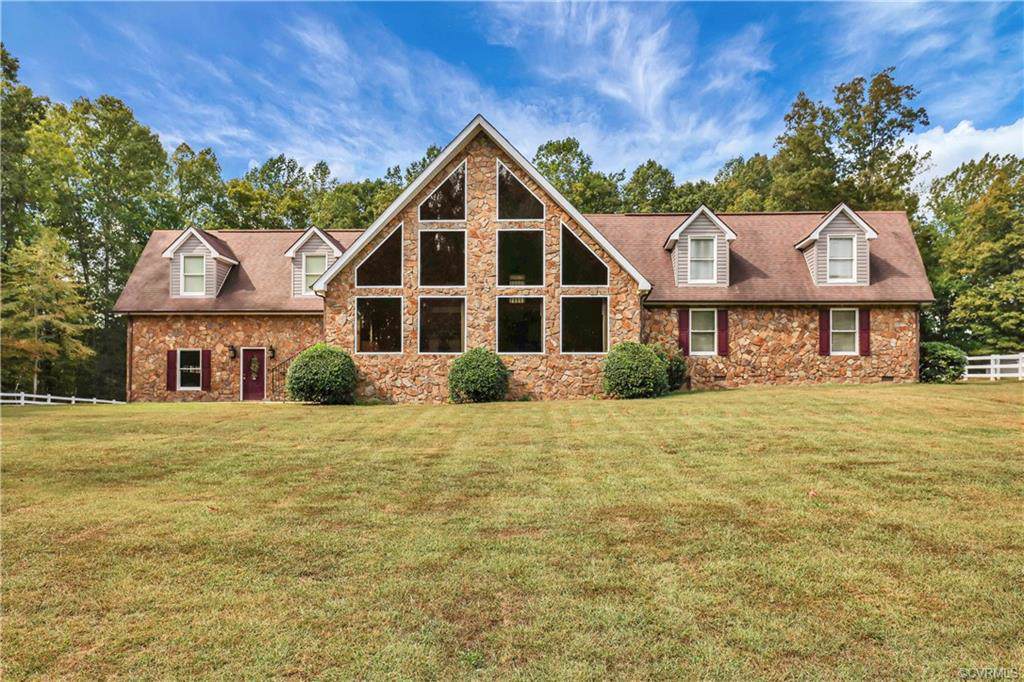 1183 Daniel Road - Photo 1