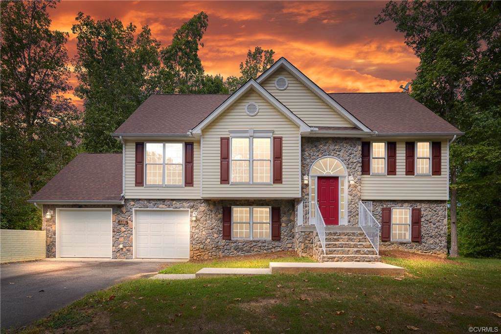215 Estate Drive - Photo 1
