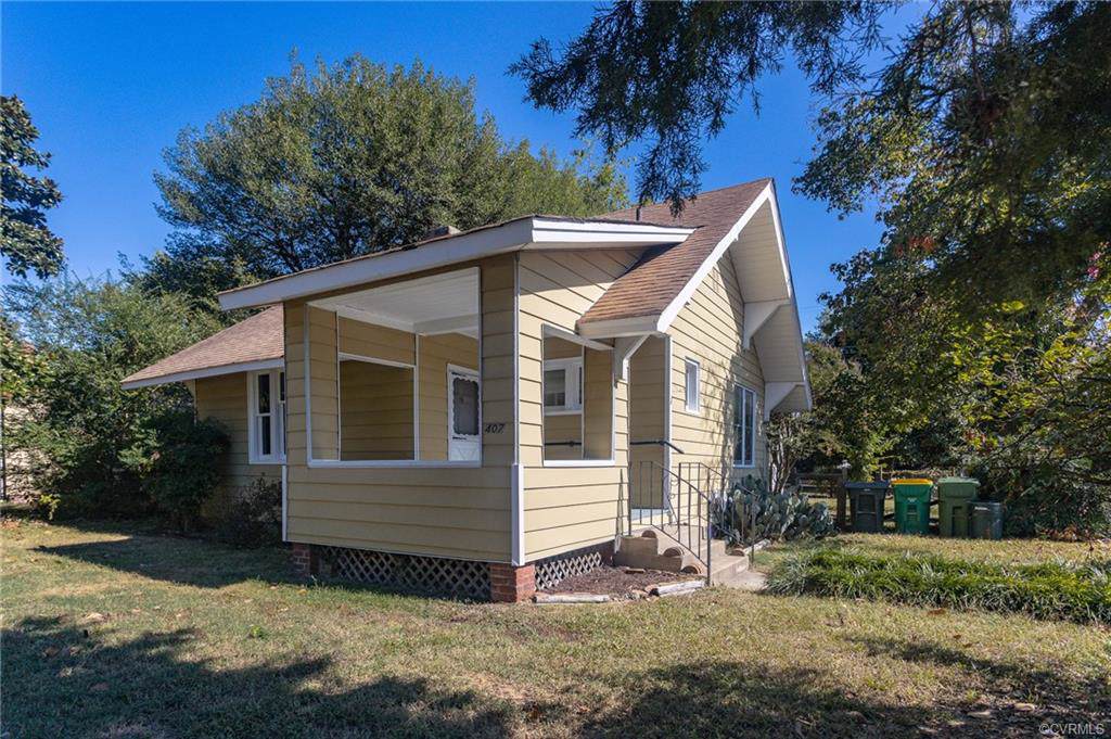 407 Brown Avenue - Photo 1