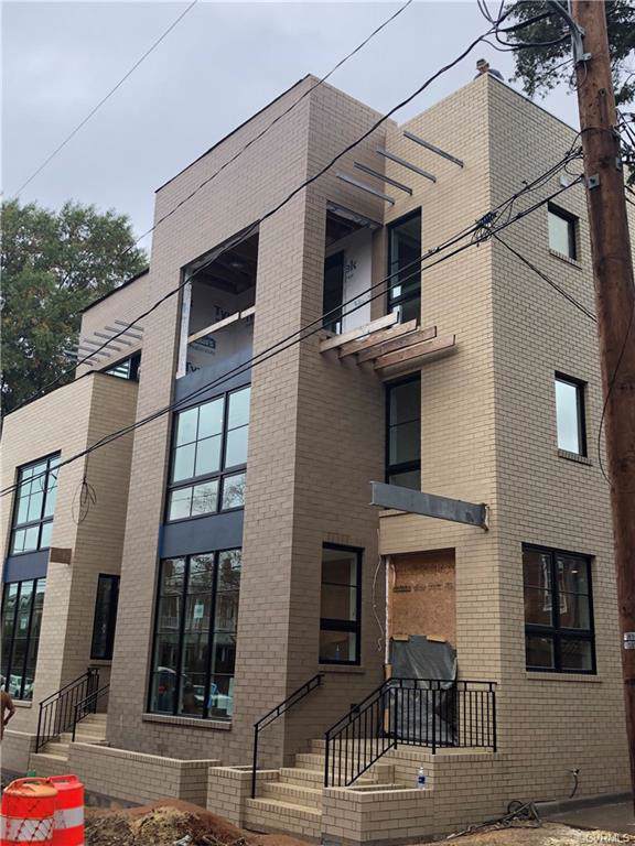 2412 Kensington Avenue - Photo 1