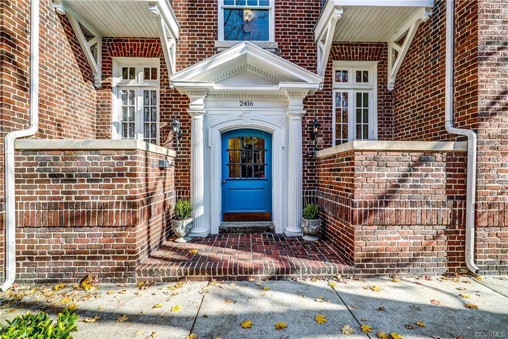 2416 Park Avenue - Photo 1