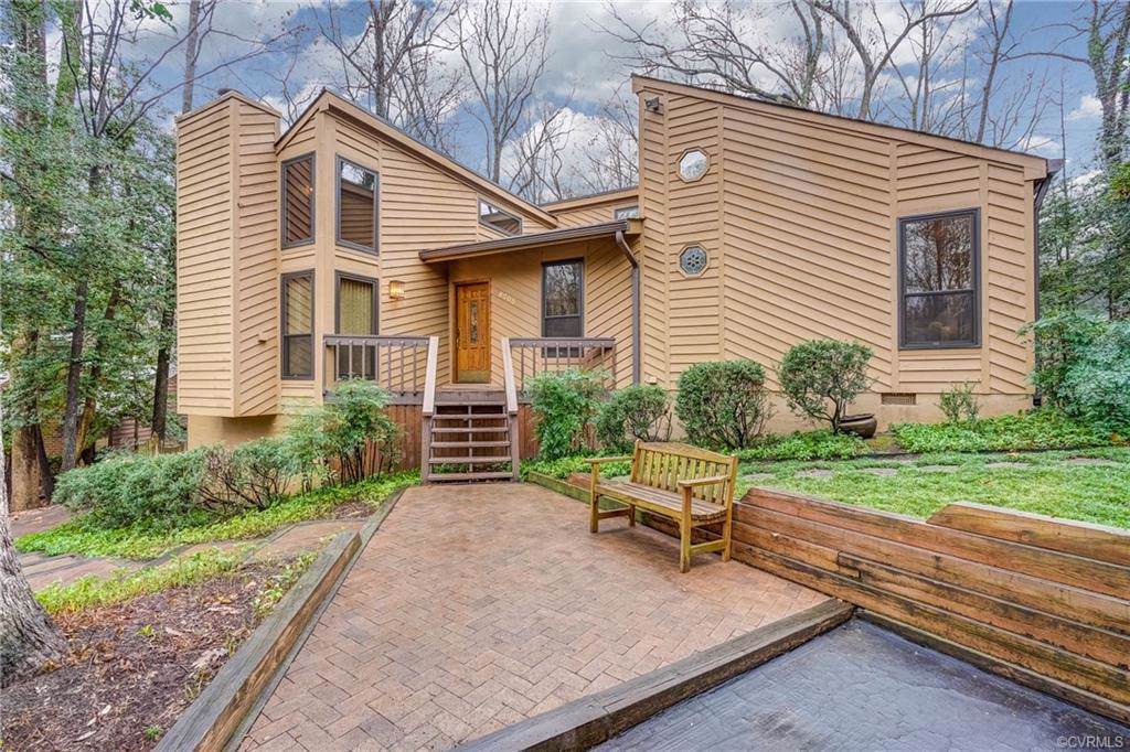 8203 Stone River Court - Photo 1