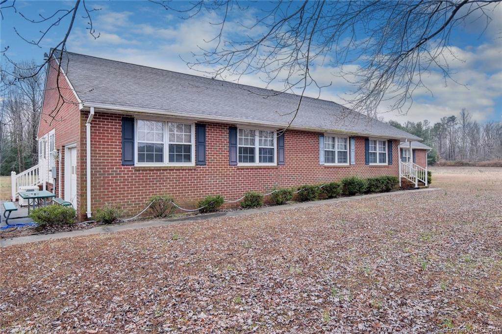5541 Farmers Drive - Photo 1