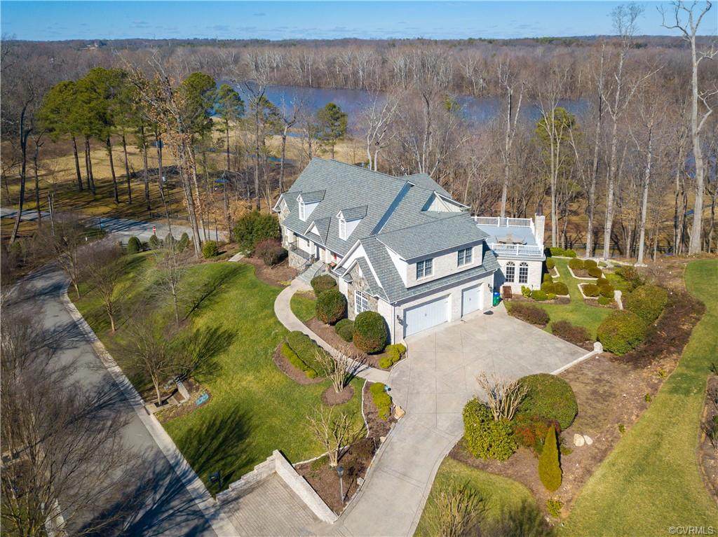 9150 James Riverwatch Drive - Photo 1