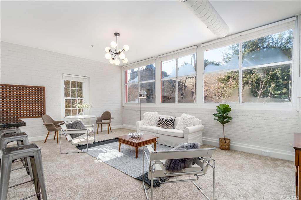 407 Cherry Street - Photo 1