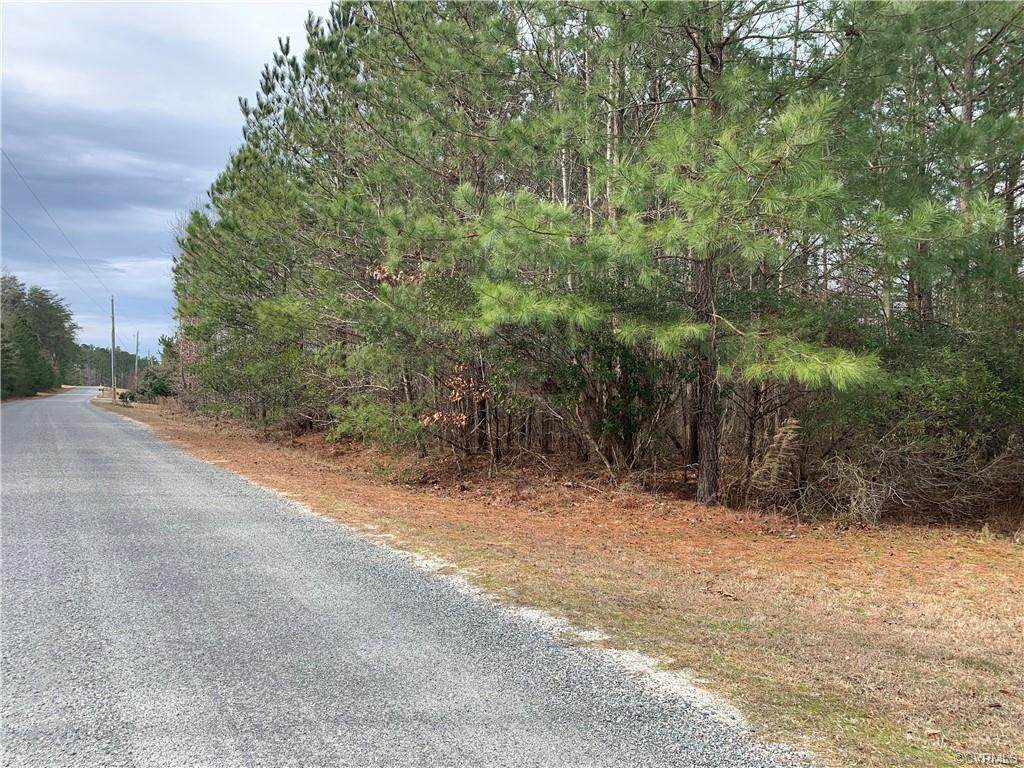 511 Deep Landing Road - Photo 1