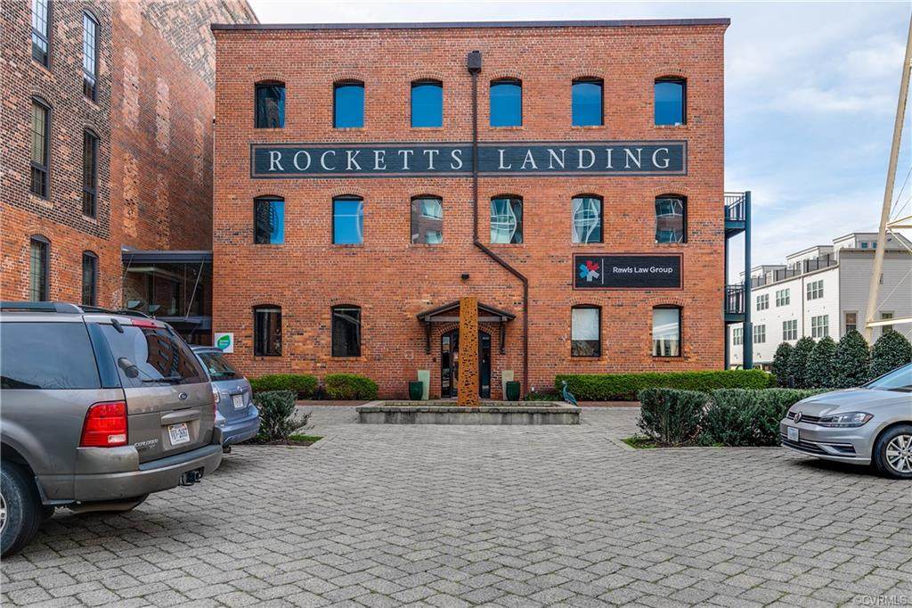 251 Rocketts Way - Photo 1