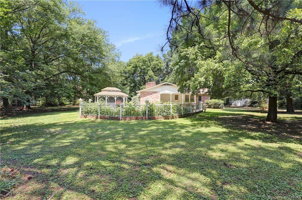 313 Dorothy Drive - Photo 1