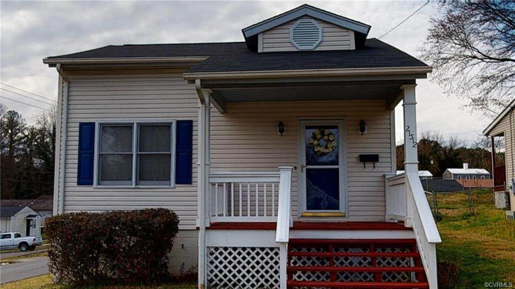 21512 Court Street - Photo 1