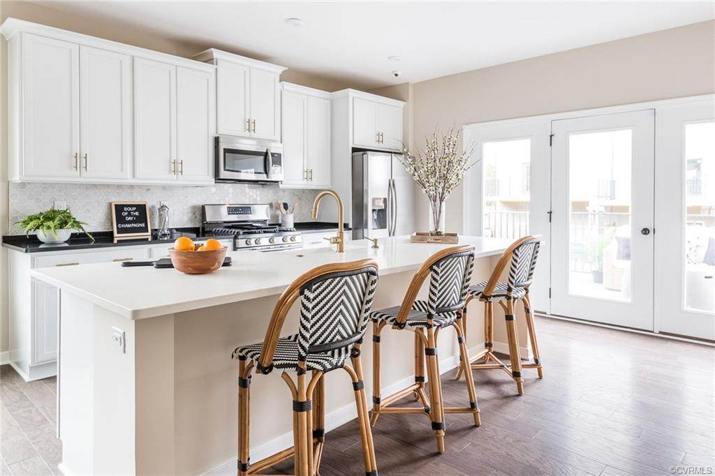 1135 Broad Hill Trace - Photo 1