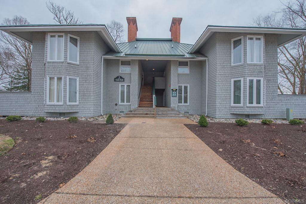 714 Graves Ordinary - Photo 1