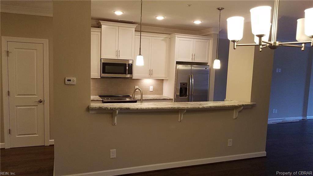 100 Laydon Way - Photo 1
