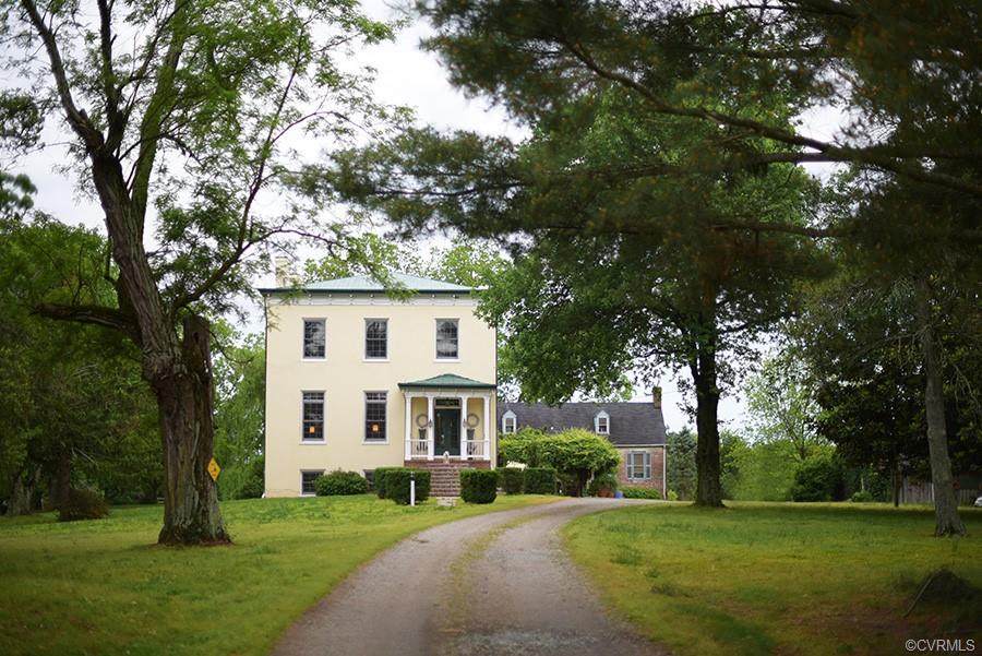 4801 Newtown Road - Photo 1