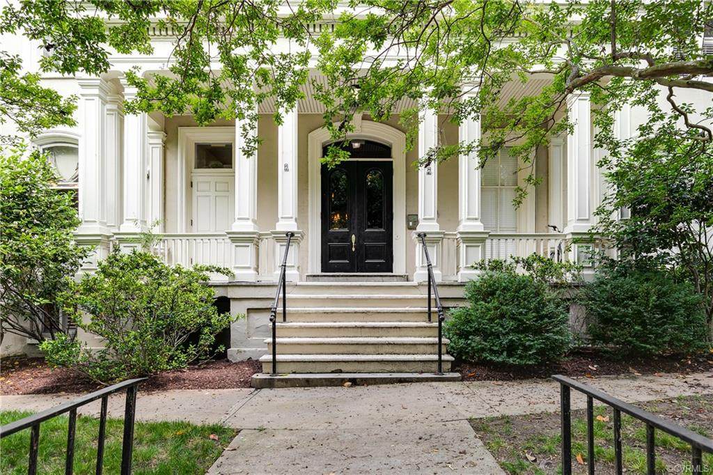 212 Franklin Street - Photo 1