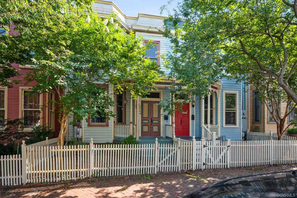 2204 Marshall Street - Photo 1