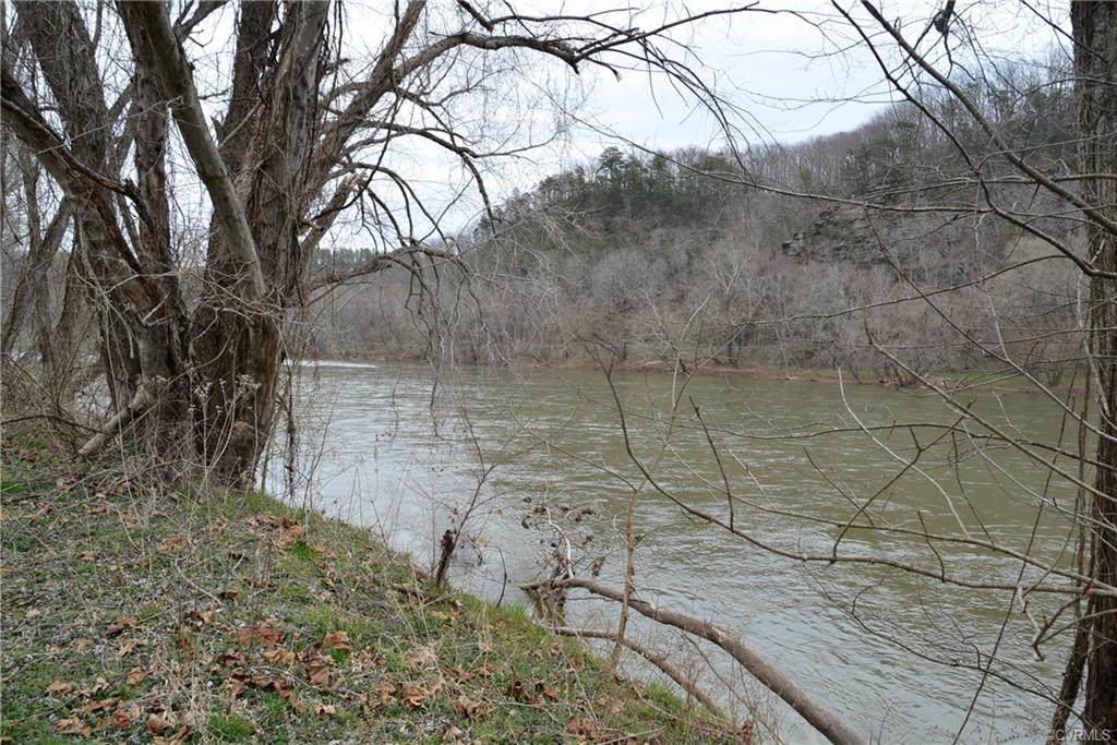 0000 James River Rd - Photo 1