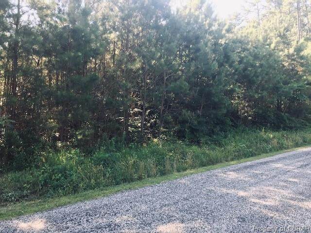 006 Holly Point Rd - Photo 1