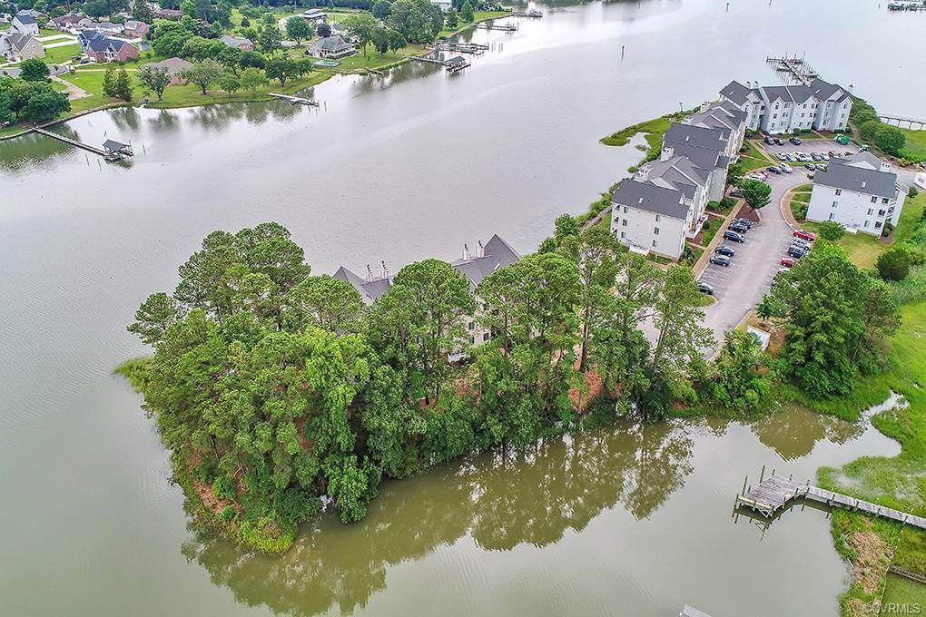 242 Dockside Drive - Photo 1