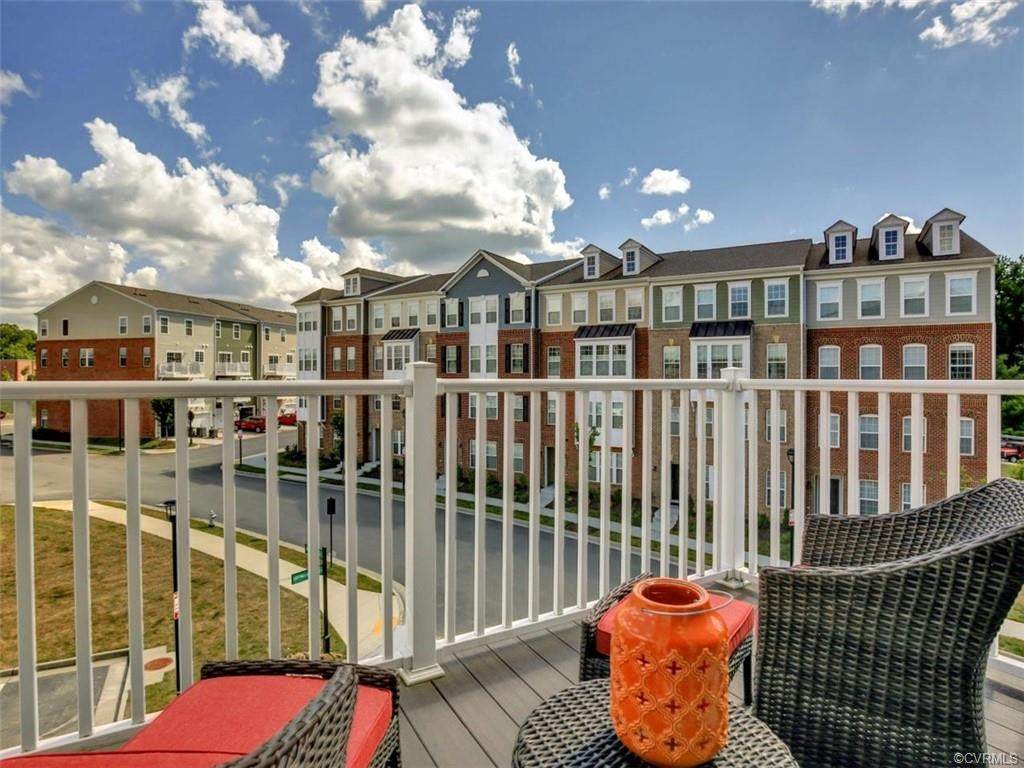 4301 Broad Hill Drive - Photo 1