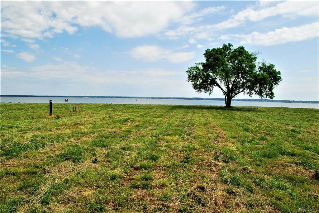 2 Waterview Road - Photo 1